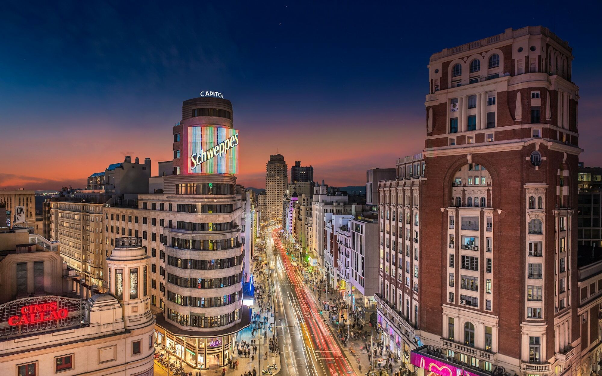 Hotel Aloft Madrid Gran Via Exterior foto